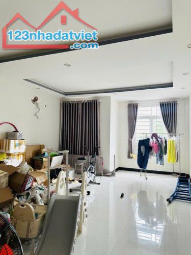 Bán nhà mặt tiền An Dương Vương, P13, Q6, 72m2, 3 tầng, ngang 5m, giá 7,95 tỷ (tl) - 3