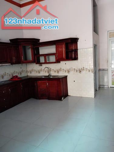 Bán đất tặng 2 căn nhà Phú Châu Đông Hưng - gần 200m2 - Giá yêu thương 4,5 Tỷ