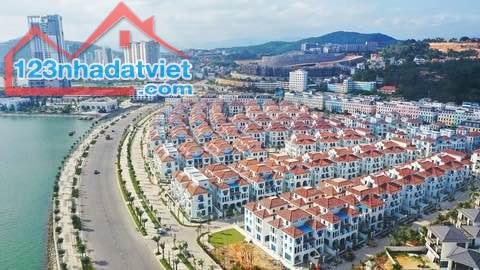 bán Biệt thự 3,5 Tầng Tứ Lập 139m2 Sun Grand City Feria mặt Biển Bãi Cháy, Hạ Long. - 4