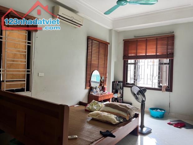 🏠 Nhà Đẹp - Lô Góc - Ô Tô Đỗ - NGõ Thông -  Tây Trà 65m² x 5 Tầng – CHỈ  11 TỶ 🚗 - 2