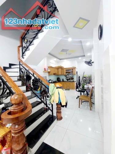 80M2 NHỈNH 5 TỶ - 2TẦNG - HẺM 6M THÔNG - VỪA Ở VỪA KD - SÁT MẶT TIỀN MÃ LÒ BÌNH TÂN - 2