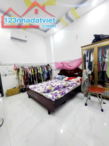 80M2 NHỈNH 5 TỶ - 2TẦNG - HẺM 6M THÔNG - VỪA Ở VỪA KD - SÁT MẶT TIỀN MÃ LÒ BÌNH TÂN - 4