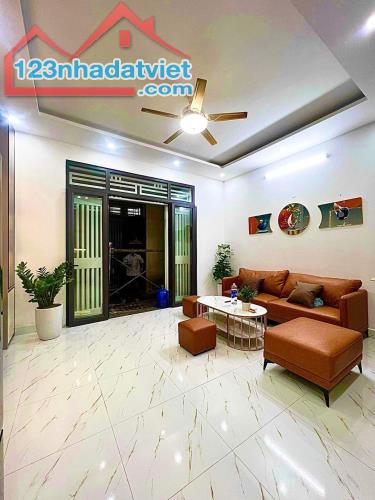 Nhà ngõ 169 đường Hoàng Mai, HM: dt 34m2, 5 tầng, mt 4.6m, 💵5.9 Tỷ - 2