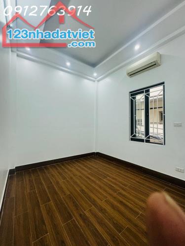 1 CĂN DUY NHẤT, 11.9 TỶ CÓ NGAY NHÀ LÁNG, 5T, 40M2, Ô TÔ 7 CHỖ ĐỖ CỬA - 3