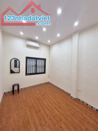 BẠCH MAI BÁN NHÀ DT 20M2 NHÀ 5 TẦNG MT 4 M GIÁ CHÀO 2,5 TỶ - 2