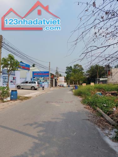 🏡 NHÀ 102m², SỔ HỒNG RIÊNG, XE HƠI NGỦ TRONG NHÀ - ĐẦU TƯ SIÊU LỢI NHUẬN! Chỉ 2.25 Tỷ! 💥 - 2