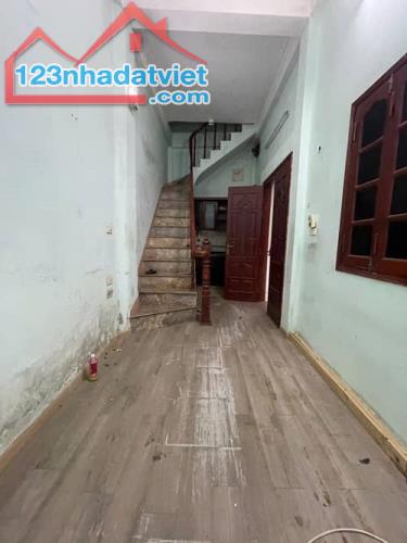 WBOZEO 🏡 Nhà Phố 8/3, 4 Tầng, Ngõ Rộng Thoáng, Mặt Tiền Cực Rộng, Giá Chỉ 4.05 Tỷ - 2