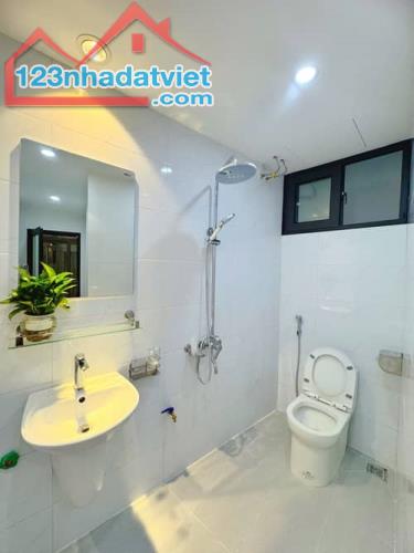 L3MPA3 🏠 Nhà 4 Tầng Mới Kính Coong, Nội Thất Hiện Đại, Gần Phố Lò Đúc, Giá 5.9 Tỷ - 8