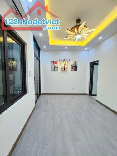 L3MPA3 🏠 Bán Nhà Mới Tinh, 4 Tầng, Nội Thất Hiện Đại, Gần Phố Lò Đúc, Giá Chỉ 5.9 Tỷ - 2