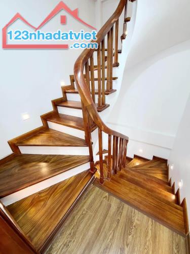 Cần bán gấp căn nhà dt 32m2 x 5 tầng tại Kim Chung Hoài Đức Hà Nội giá nhỉnh 4 tỷ - 3