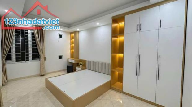 Bán gấp siêu phẩm mặt phố 70m2 giá 13.5 tỷ vỉa hè, kinh doanh tại Hạ Đình Thanh Xuân - 2