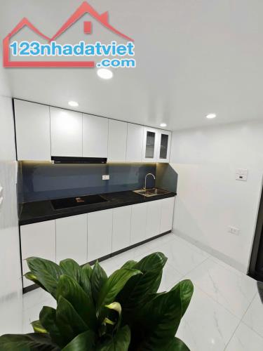 BÁN NHÀ QUAN THỔ, 30M2 4T 5,7 TỶ, 10M RA OTO TRÁNH, NGÕ THÔNG RỘNG THOÁNG, AN SINH ĐỈNH - 2