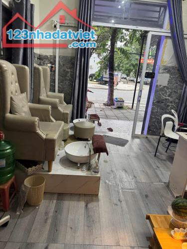 SANG NHƯỢNG SPA MINI TẠI 173 PHÙNG HƯNG, LIÊN CHIỂU,THÀNH PHỐ ĐÀ NẴNG