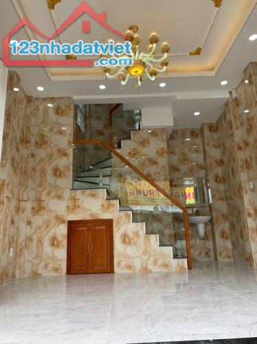 Mặt tiền kinh doanh Phường Tân Sơn Nhì, Q.TP DTSD 50m2 3T giá chỉ 5 tỷxx - 1