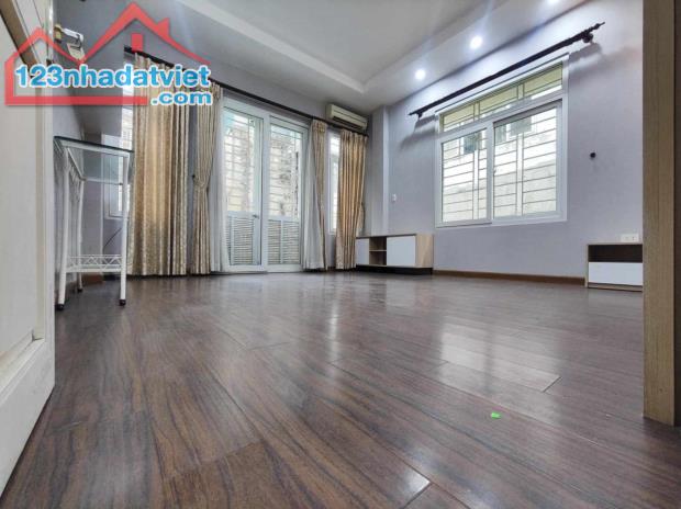 Cho thuê nhà đẹp, sát phố, KD, Văn phòng Kim Mã, Ba Đình, 66m2, 4 tầng, 19tr - 2