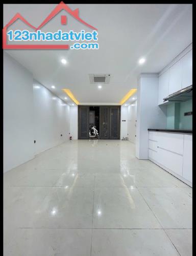 🔥 BÁN NHÀ CỔ NHUẾ, Ô TÔ ĐỖ CỬA - 5 TẦNG 50M², GIÁ 8 TỶ 🔥 - 1