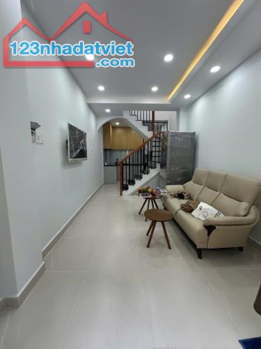 BÁN NHÀ BÌNH THẠNH - KỀ HOÀNG HOA THÁM - 2 TẦNG, 2PN - CHỈ 3.65TỶ - 1