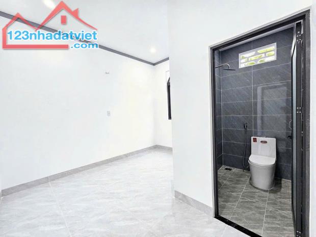 Em có căn cấp 4 130m2 nằm gần chợ Thạnh Phú giá chỉ 1tỷ hơn - 4