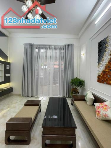 Nhà 2 Tầng Đường Ô Tô Tránh Nhau - Cạnh KQH Phan Kế Bính - Phường Thuỷ Xuân - 1