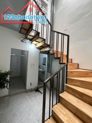 Bán nhà phố Lương Văn Can-Hà Đông, DT 42m x 2T, MT 3m, nhà phân lô vuông. Giá 7.3 tỷ - 2