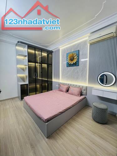 BÁN NHÀ DƯƠNG QUẢNG HÀM 28M2 x 5 TẦNG - MT 5M - GIÁ 5.8 TỶ - 2