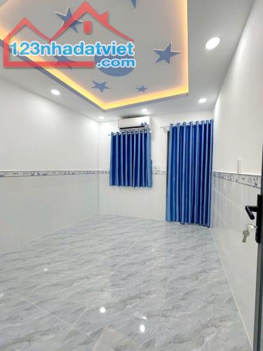 Nhà đẹp 3PN cách mặt tiền vài bước chân Nguyễn Duy P12Q8 - 2