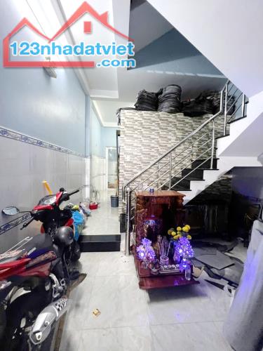 Nhà 4 tầng hẻm Âu Dương Lân P3Q8. Giá 8,5 tỷ TL - 1