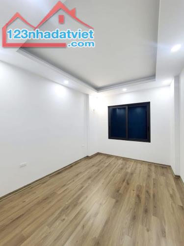 Nhà ngõ 52 Yên Lạc, HBT: dt35/39T1 m2, 5 tầng, mt 3.4m, 💵8.4 Tỷ - 3