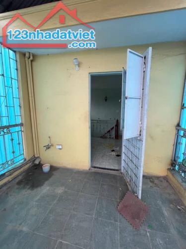 WBOZEO 🏡 Nhà Phố 8/3, Mặt Tiền Cực Rộng, 4 Tầng, Ngõ Thông Thoáng, Giá 4.05 Tỷ