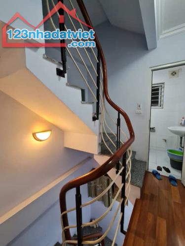 NTJ94R 🏠 Nhà 5 Tầng Minh Khai, Đang Cho Thuê 11 Triệu/Tháng, Ở Ngay, Giá Chỉ 5.25 Tỷ - 6