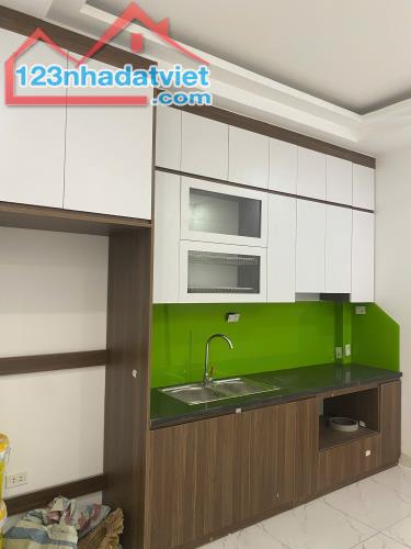 Bán Nhà Mặt Đường - Mặt Chợ Biên Giang, Hà Đông, 70m², 3 Tầng, Kinh Doanh Sầm Uất - 2