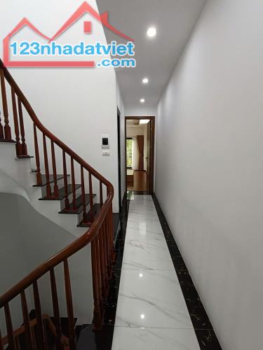 Bán Nhà Ngõ 61 Phố Trạm, Cổ Linh, Long Biên, 44m2, 5 Tầng, Phân Lô, Ô TÔ, Nhỉnh 6 Tỷ - 2