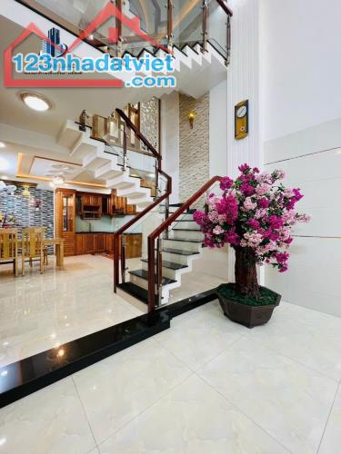 Nhà 232/ Thống Nhất, P.11, GV. Nhà mới trệt 3 lầu ST, nhà trống, giá: 8,270ty TL - 1