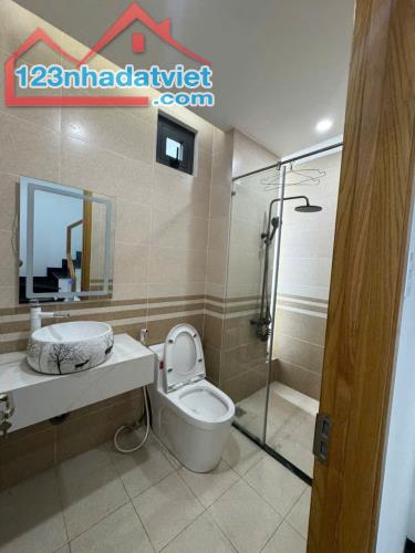 Nhà 2 mặt tiền hẻm đường số 8, Bình Hưng Hòa B dt 48m2 3 lầu 5pn 3wc giá 4,75 tỷ - 4