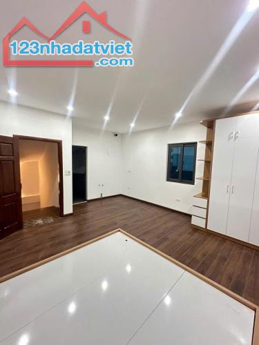 TÂY HỒ – LÔ GÓC 2 MẶT THOÁNG – 7.X TỶ - 38M2 TỪ T2 - 1