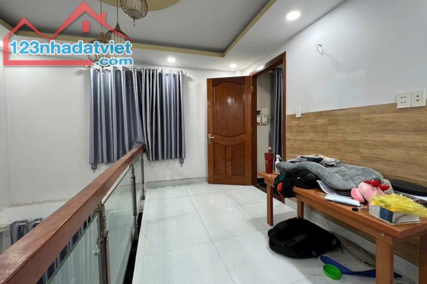 Bán nhà hẻm xe hơi, Lê Đức Thọ, Gò Vấp, 4 x 10m, 40.4 m², 4 tầng - Giá 4.95 tỷ TL - 4