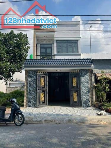 Chính chủ cần thu hồi vốn bán nhanh nhà Huỳnh Văn Trí, Bình Chánh. 100m2- 1tỷ 980tr