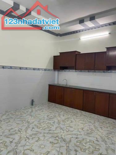 Chính chủ cần thu hồi vốn bán nhanh nhà Huỳnh Văn Trí, Bình Chánh. 100m2- 1tỷ 980tr - 1