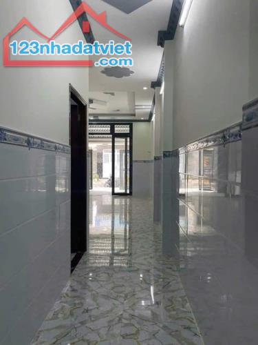 Chính chủ cần thu hồi vốn bán nhanh nhà Huỳnh Văn Trí, Bình Chánh. 100m2- 1tỷ 980tr - 2