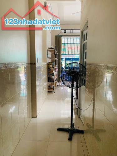 NHÀ 2 TẦNG TĐC VĨNH TRƯỜNG 60M2, NGANG 4,5M, GIÁ CHỈ 3 TỶ 850 - 4