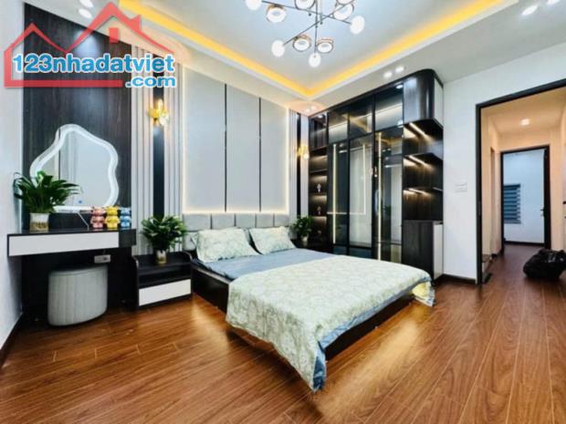 Giảm gấp 500tr, sổ đỏ chuẩn, nhà 40m2 4 tầng Quang Trung, Hà Đông, ngõ thông ô tô 2 MT - 2