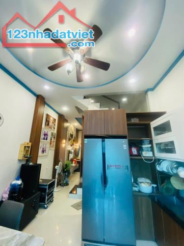 Nhà Đẹp ở ngay, khu P lô cao cấp, Bưng Ông Thoàn, Q9, dtsd 209m2, giá chỉ 5.45 tỷ - 3