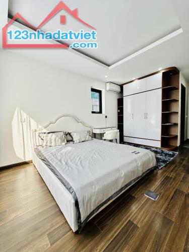 BÁN NHÀ KIM MÃ - 40M x 7T THANG MÁY  - Ô TÔ ĐỖ CỬA, DỪNG ĐỖ NGÀY ĐÊM - 3