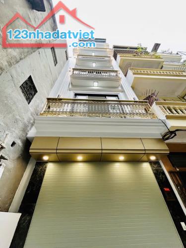 Hồ Tùng Mậu 45m2- 6 tầng, thang máy, ngõ nông ô tô KD, giá9 tỷ99