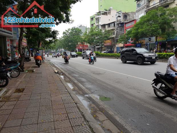 Mặt Phố Nguyễn Văn Cừ, Diện tích 90m², Mặt Tiền 5.1m, Kinh Doanh Ngày Đêm, Hiếm Nhà Bán.