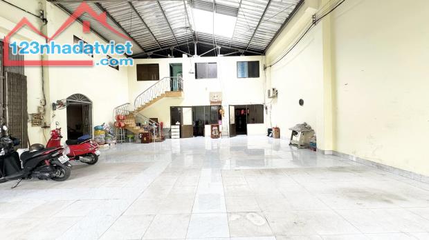 CHO THUÊ NHÀ + XƯỞNG 300m2 BÌNH TÂN - 1