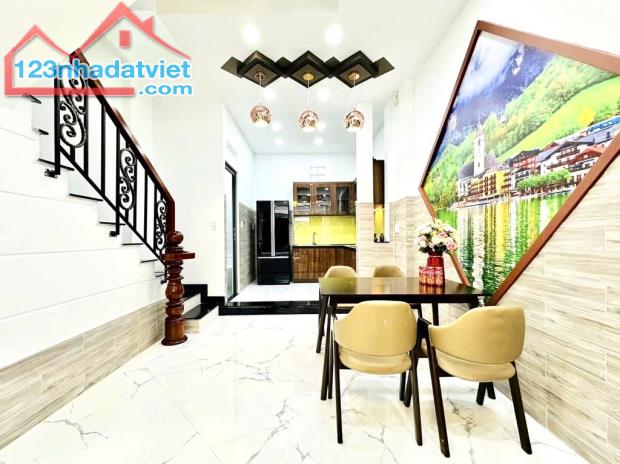 🏡🏡🏡 NHÀ 3 TẦNG BTCT - HẺM XE HƠI ĐƯỜNG NGUYỄN VĂN KHỐI. NGAY CÔNG VIÊN LÀNG HOA NỘI THẤ - 1