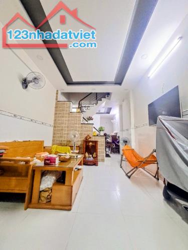 Bán Nhà Gò Vấp Lê Hoàng Phái P17 52m2  Chỉ 5,1 Tỷ - 1