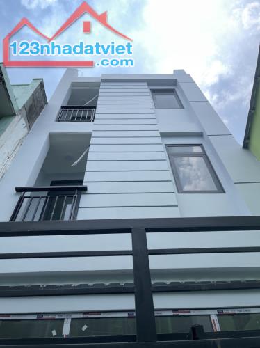 HXH ÂU DƯƠNG LÂN - MỚI 100% - NHÀ 3 TẦNG DT 4,5X15M - CHỈ 7.2 TỶ - 4