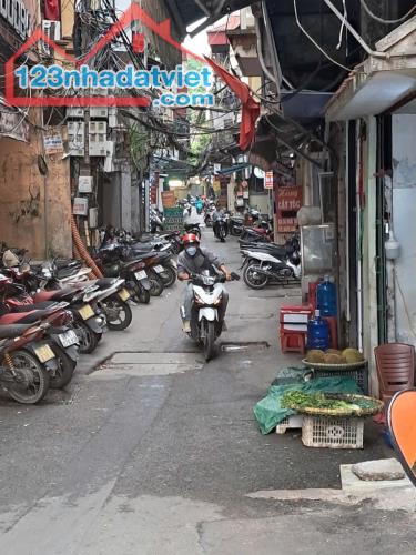 BÁN NHÀ Đại La 47mx3T, không sổ, chỉ 4,37 tỷ. - 4